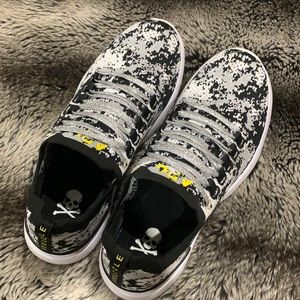 APL techloom breeze 8 worn once!